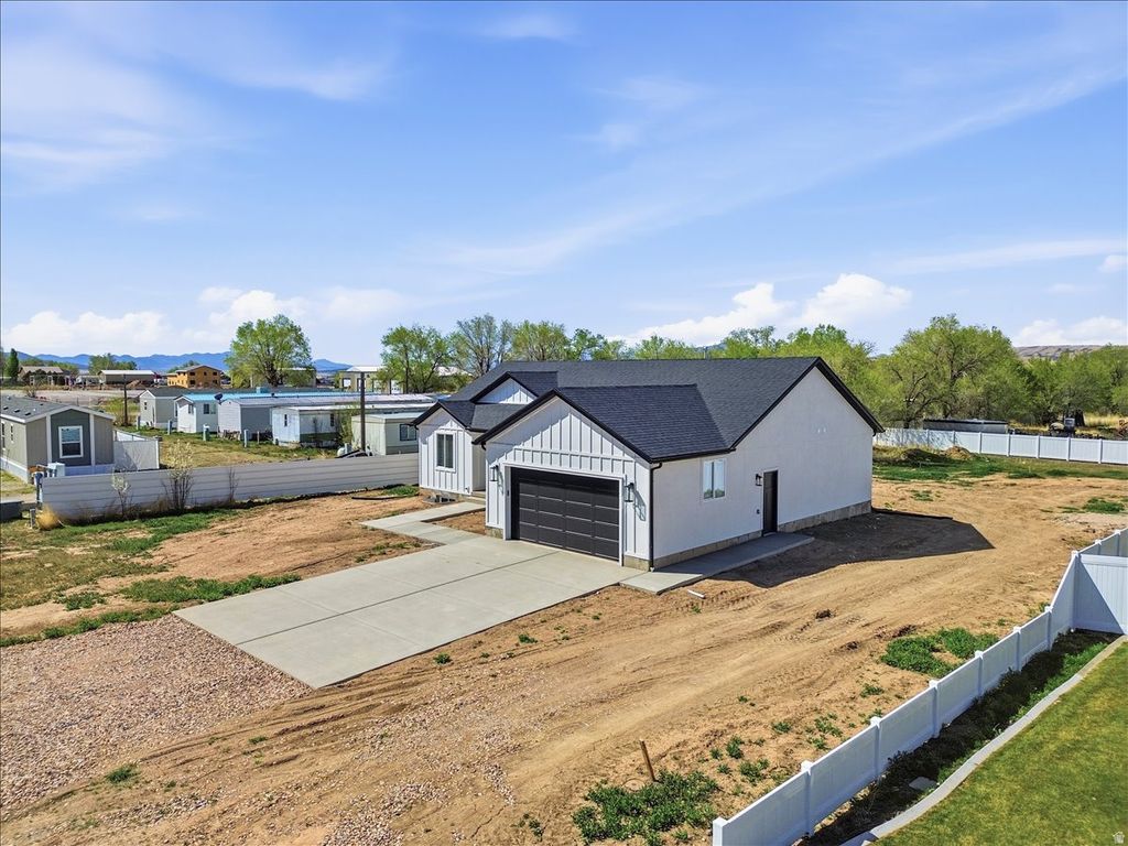 Photo of 161 N 200 W, Levan, UT 84639 (MLS # 2146621)
