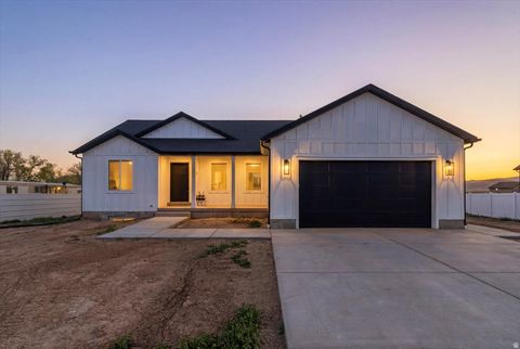 Photo of 161 N 200 W, Levan, UT 84639 (MLS # 2146621)