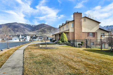 Tiny photo for 1647 W 1410 N, Farmington, UT 84025 (MLS # 2137156)
