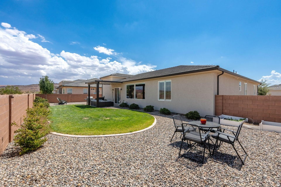 RIVERBEND AT SUNRISE VALLEY 2 - Residential