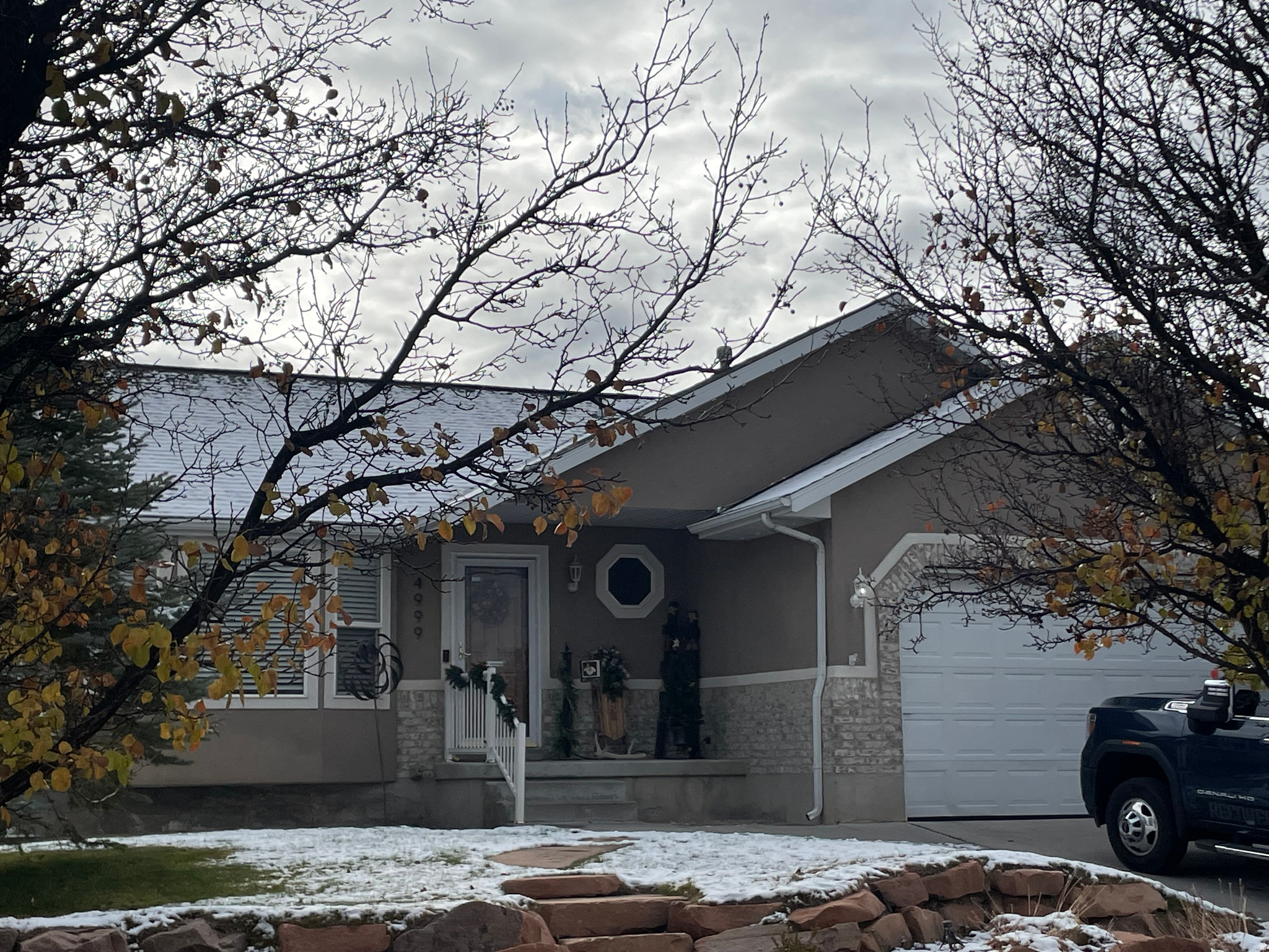 FOOTHILLS - Residential