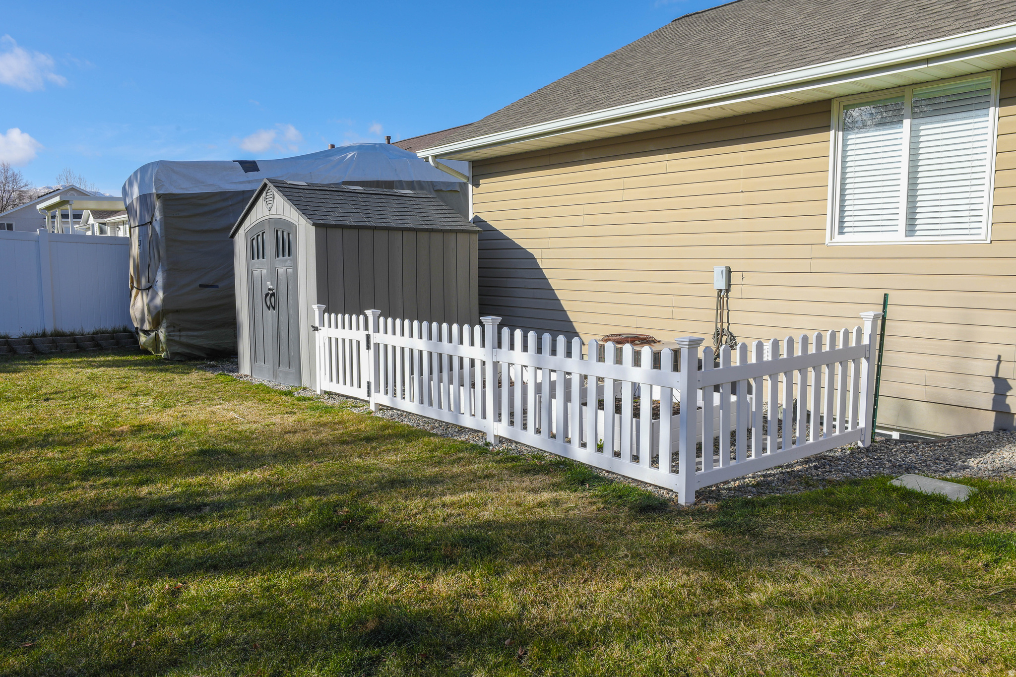 FOOTHILLS - Residential