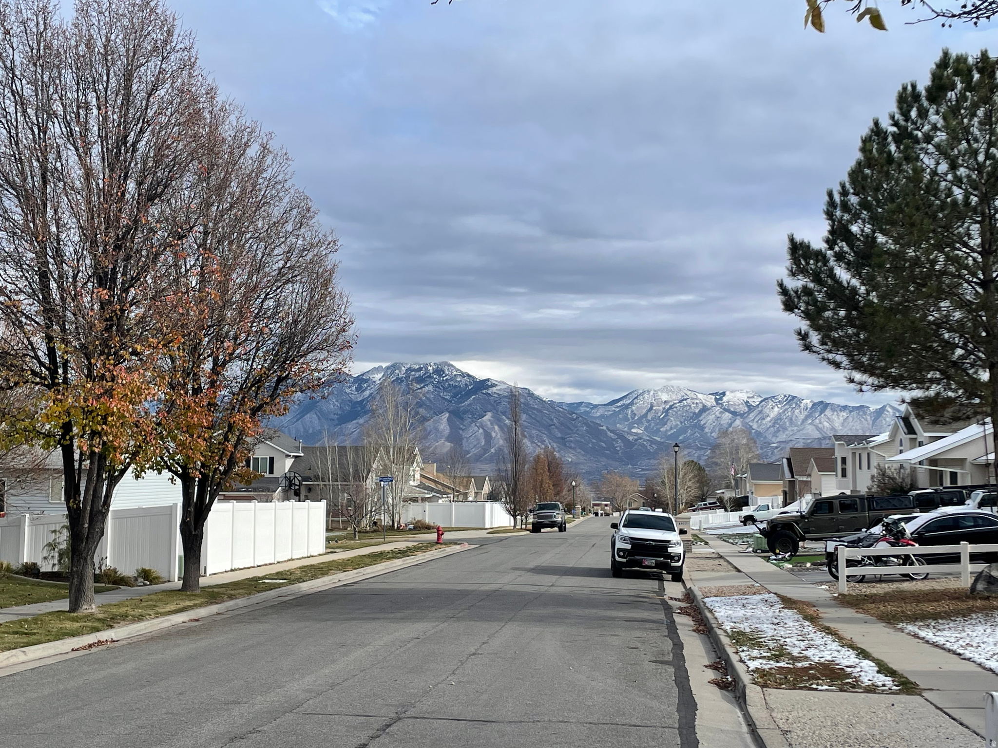 FOOTHILLS - Residential