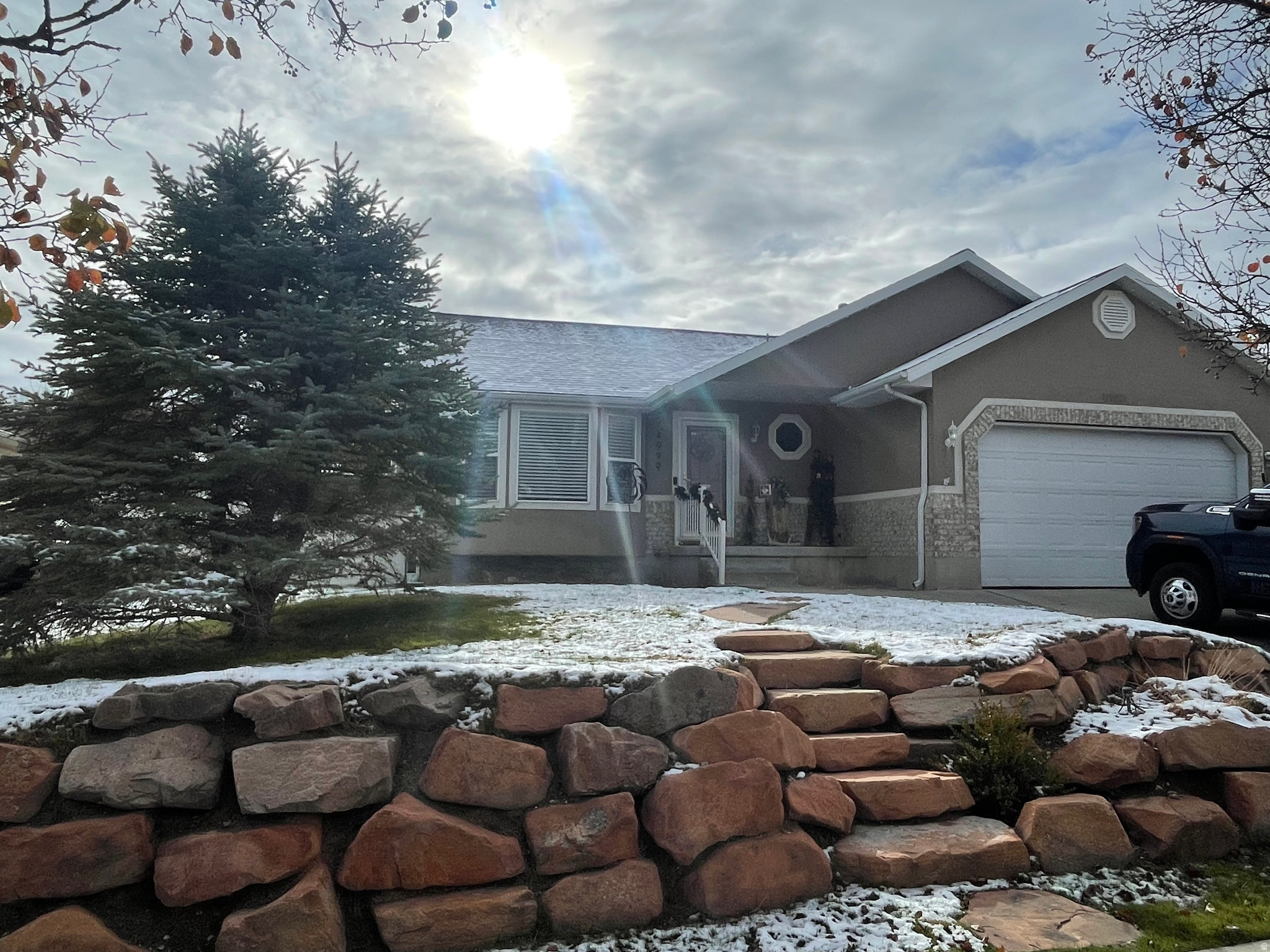 FOOTHILLS - Residential