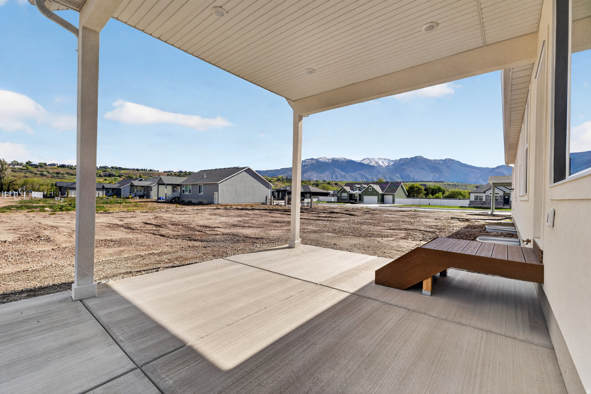 RIVERWOOD - Residential