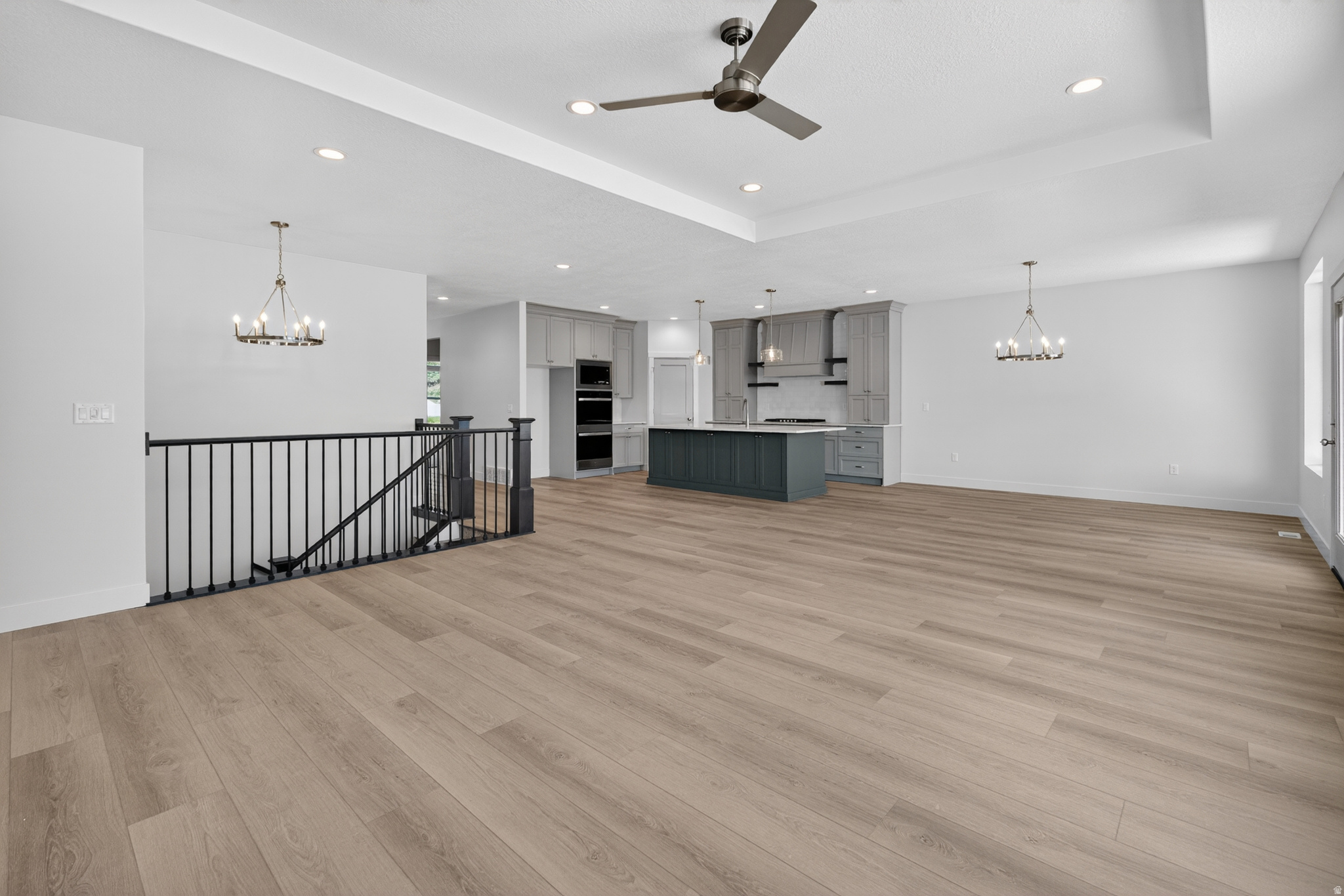 RIVERWOOD - Residential