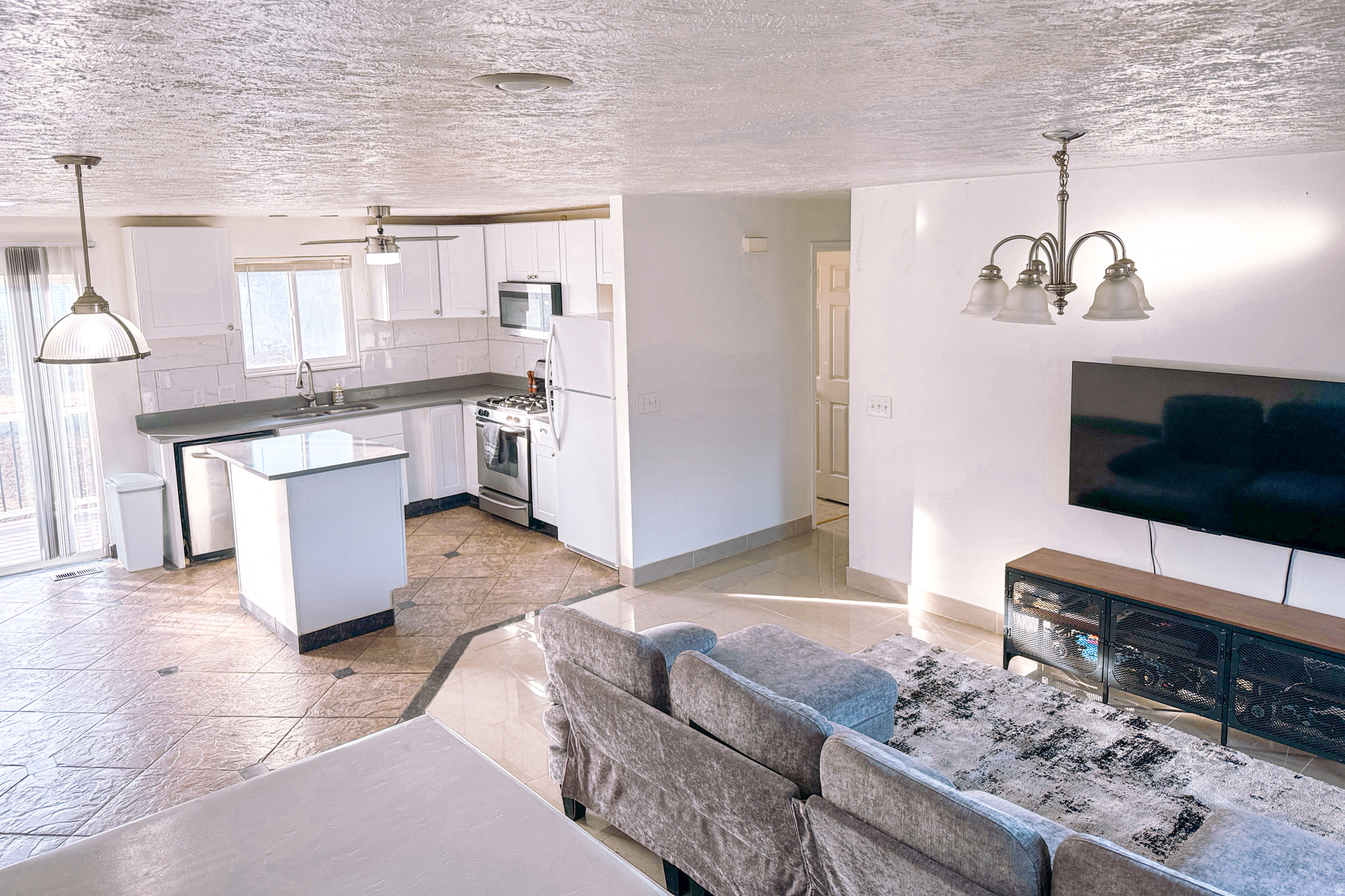 JORDAN HIGHLANDS - Residential