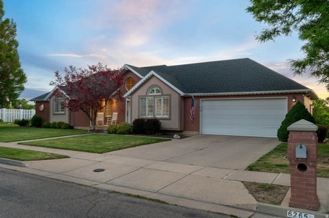 Tiny photo for 6265 S 2225 E, South Ogden, UT 84403 (MLS # 2161988)