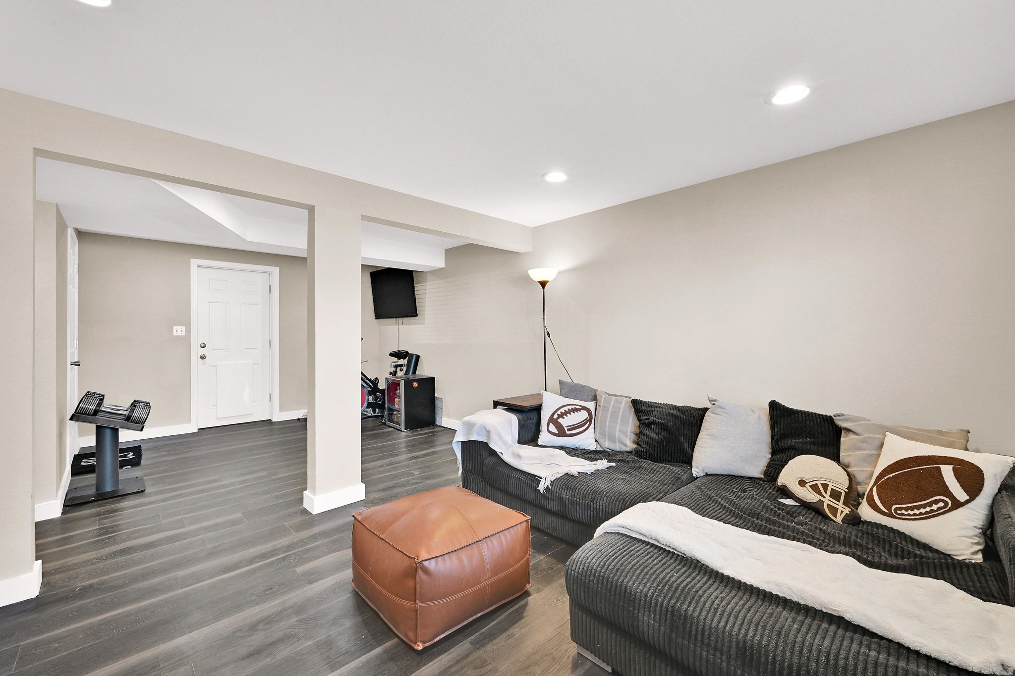 MISTY HILLS - Residential