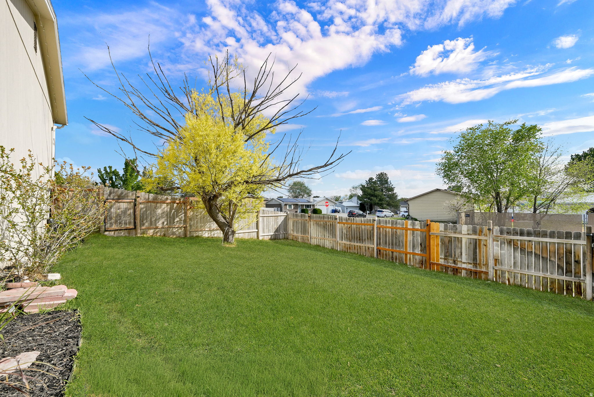 MISTY HILLS - Residential