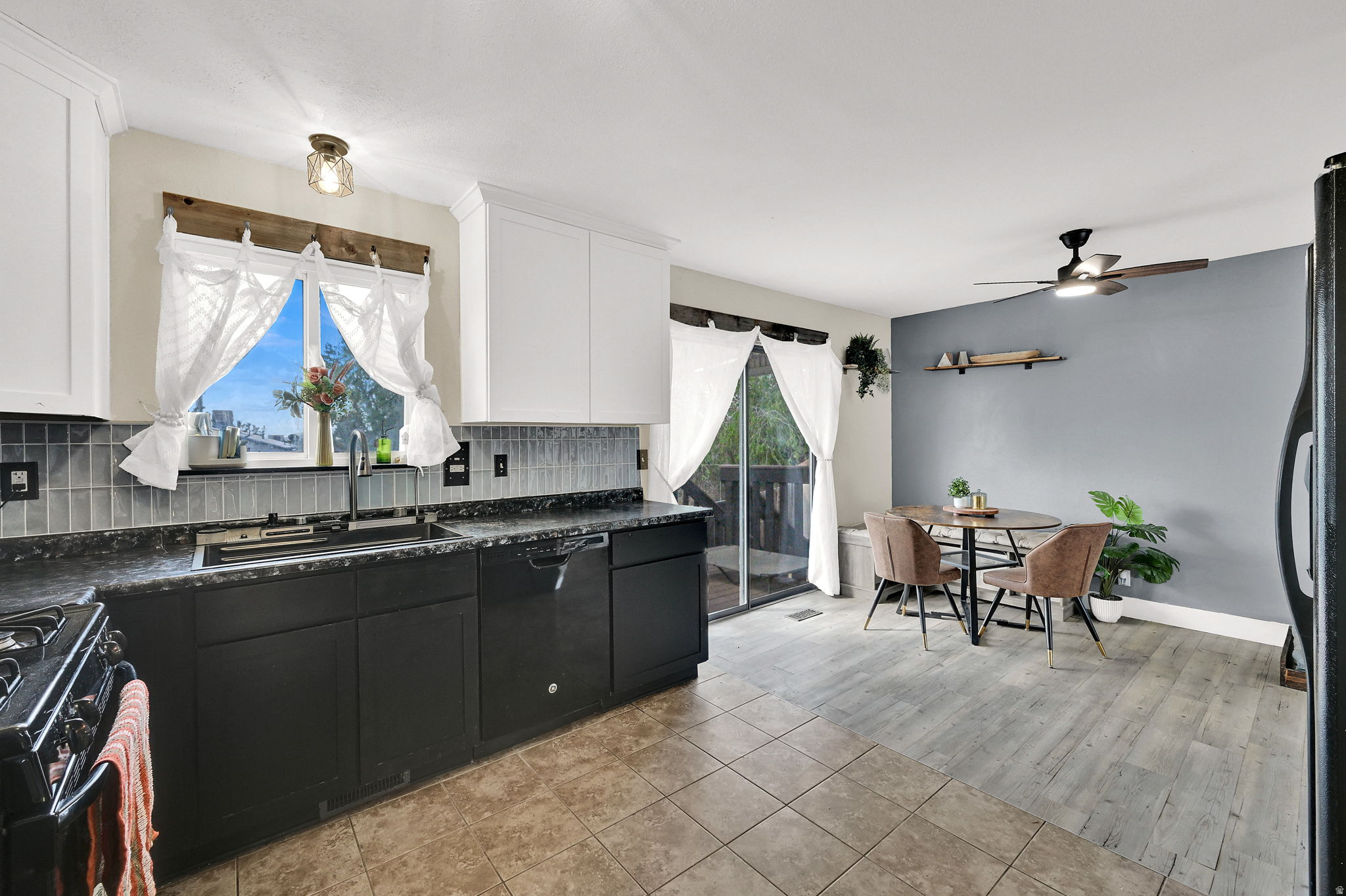 MISTY HILLS - Residential