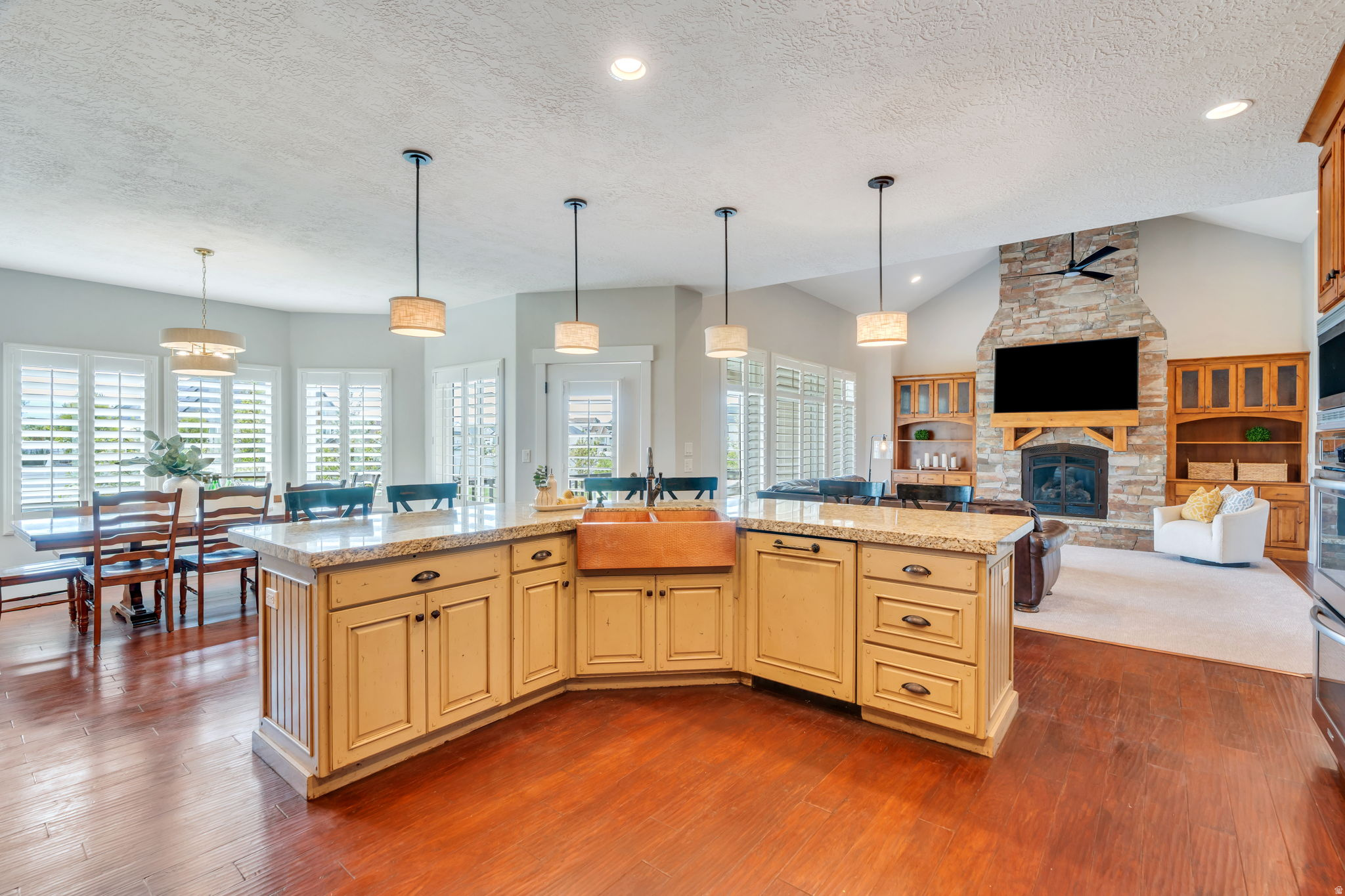 PHEASANT VIEW - Residential