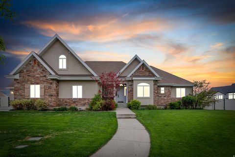 Tiny photo for 1355 W 1000 S, Mapleton, UT 84664 (MLS # 2152551)