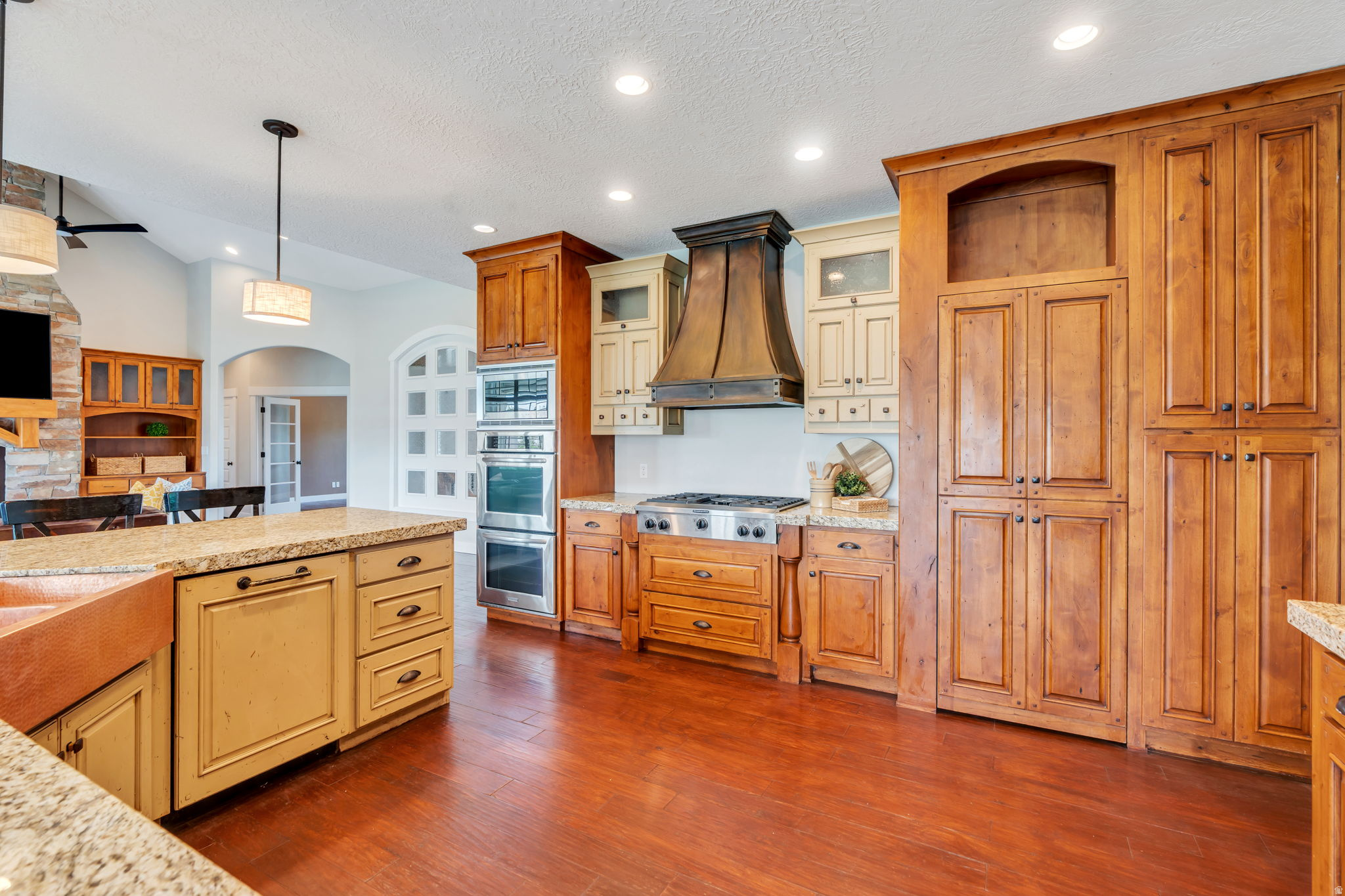 PHEASANT VIEW - Residential