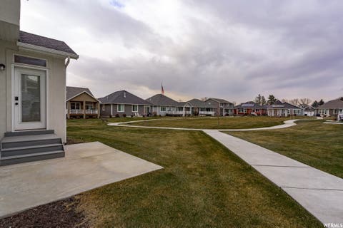 Tiny photo for 104 W GLENNA WAY, Farmington, UT 84025 (MLS # 2169468)
