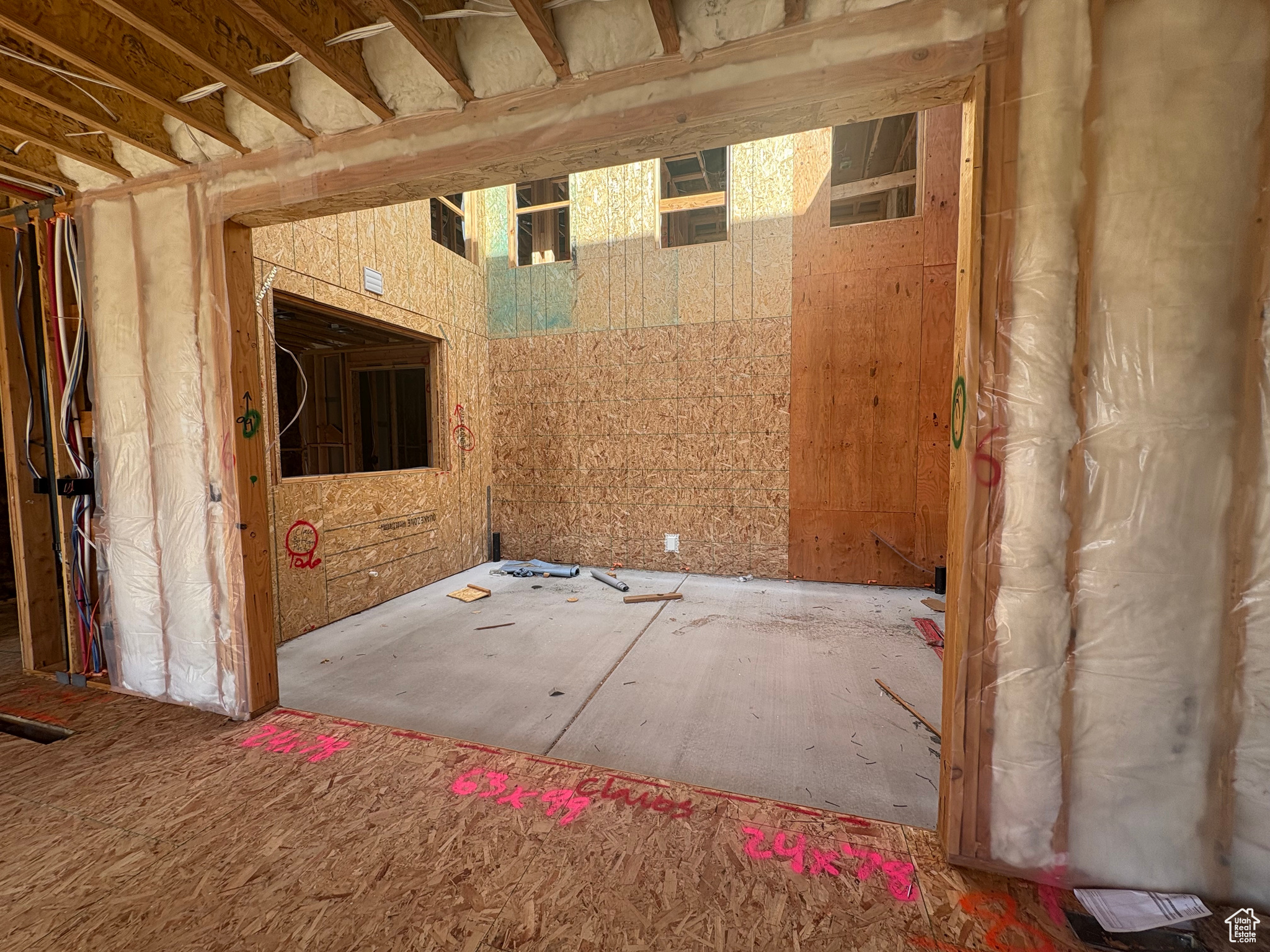 CAMDEN COMMONS - Residential