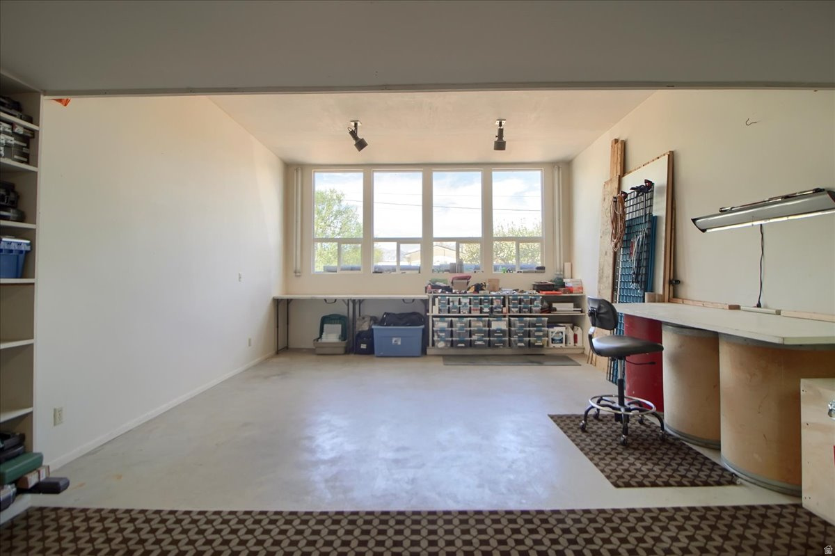 LAKEWOOD VILLAGE - Residential