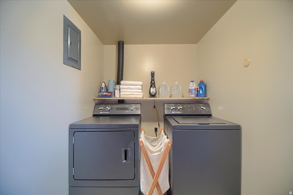 LAKEWOOD VILLAGE - Residential