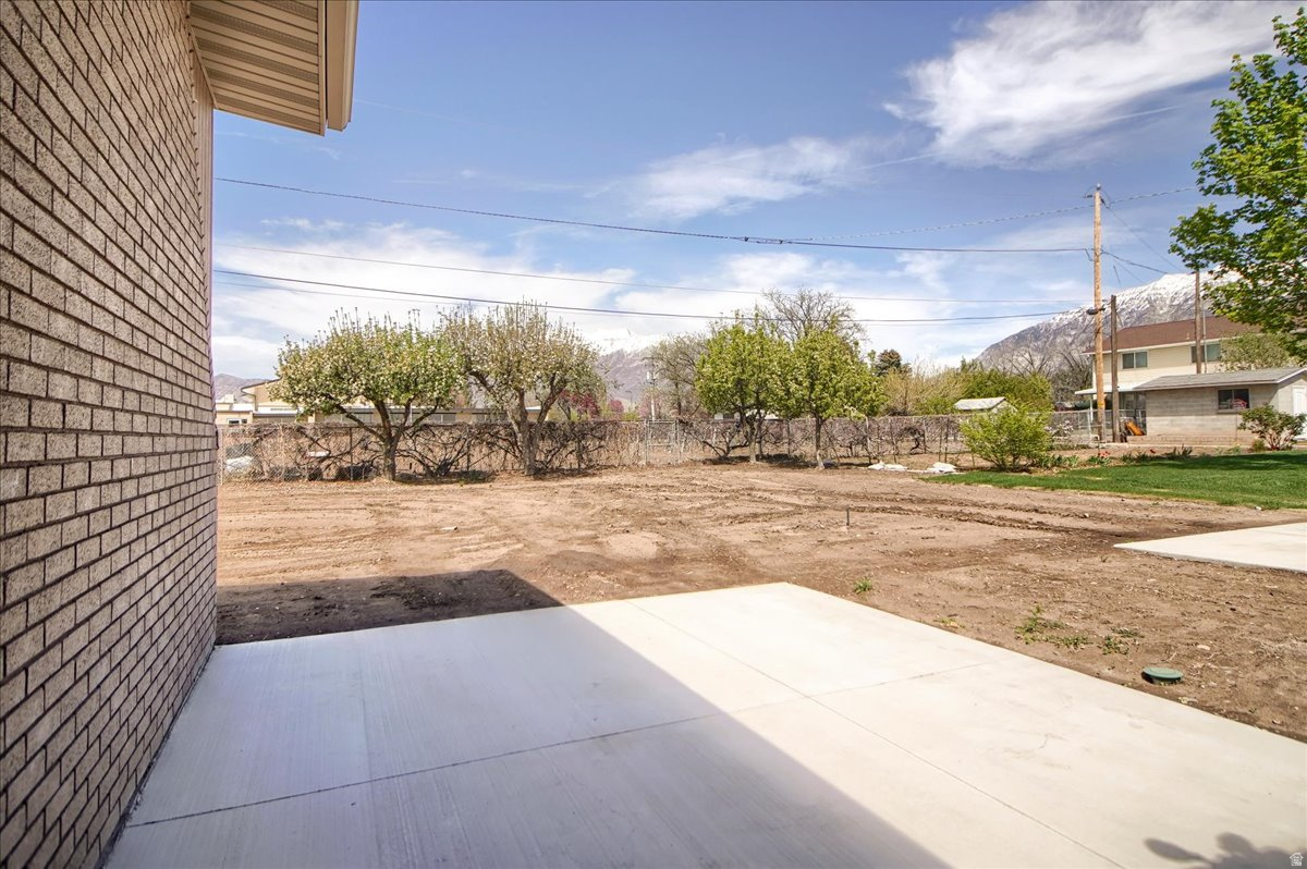 LAKEWOOD VILLAGE - Residential