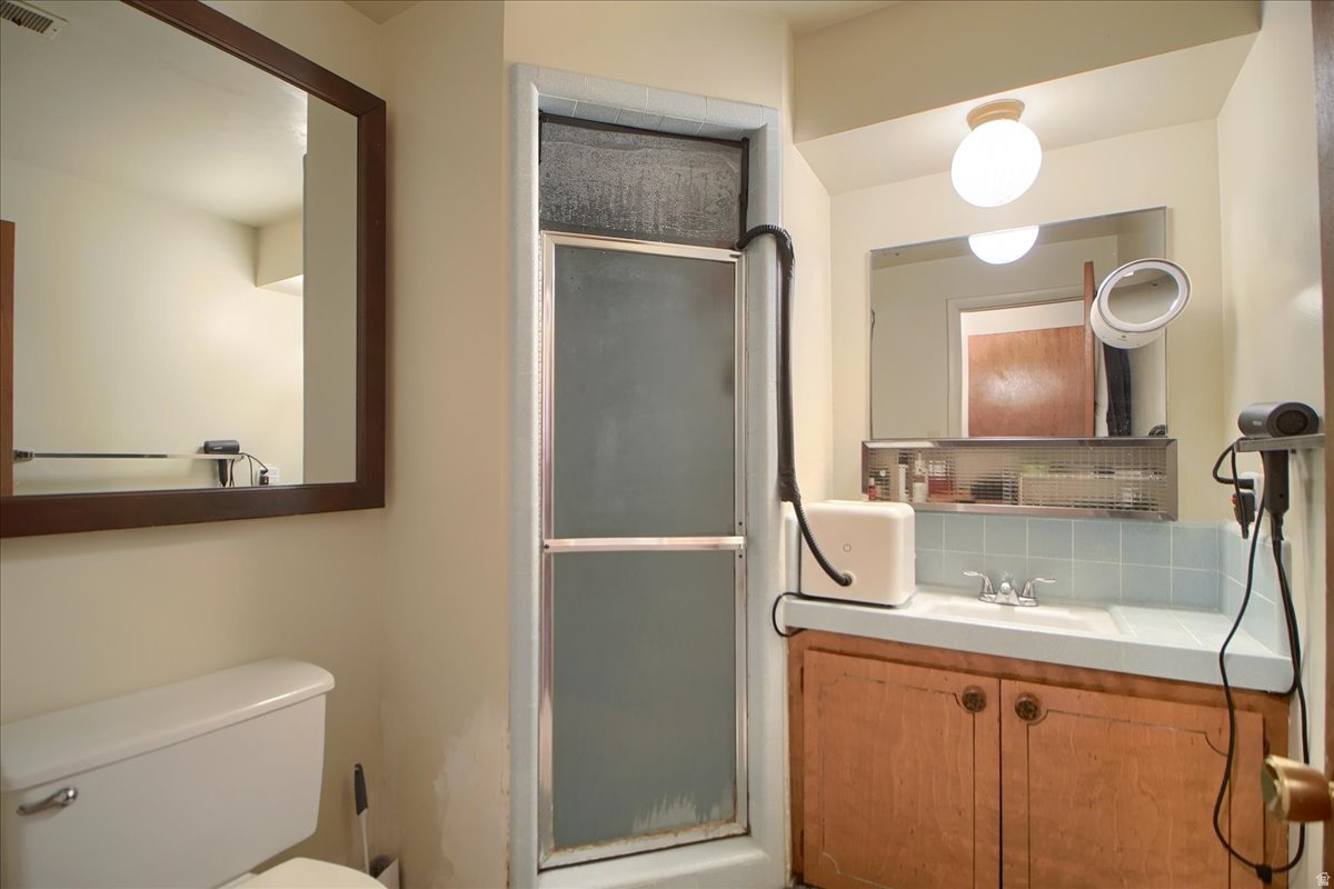 LAKEWOOD VILLAGE - Residential