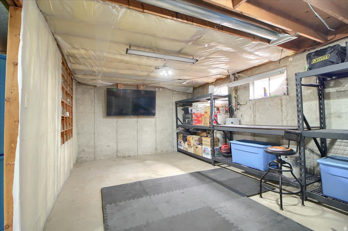 LAKEWOOD VILLAGE - Residential