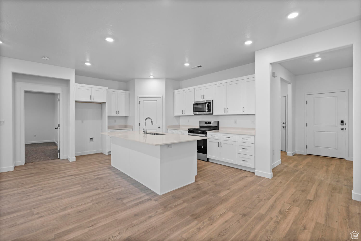 CORRAL HOLLOW AT LONG VALLEY - Residential