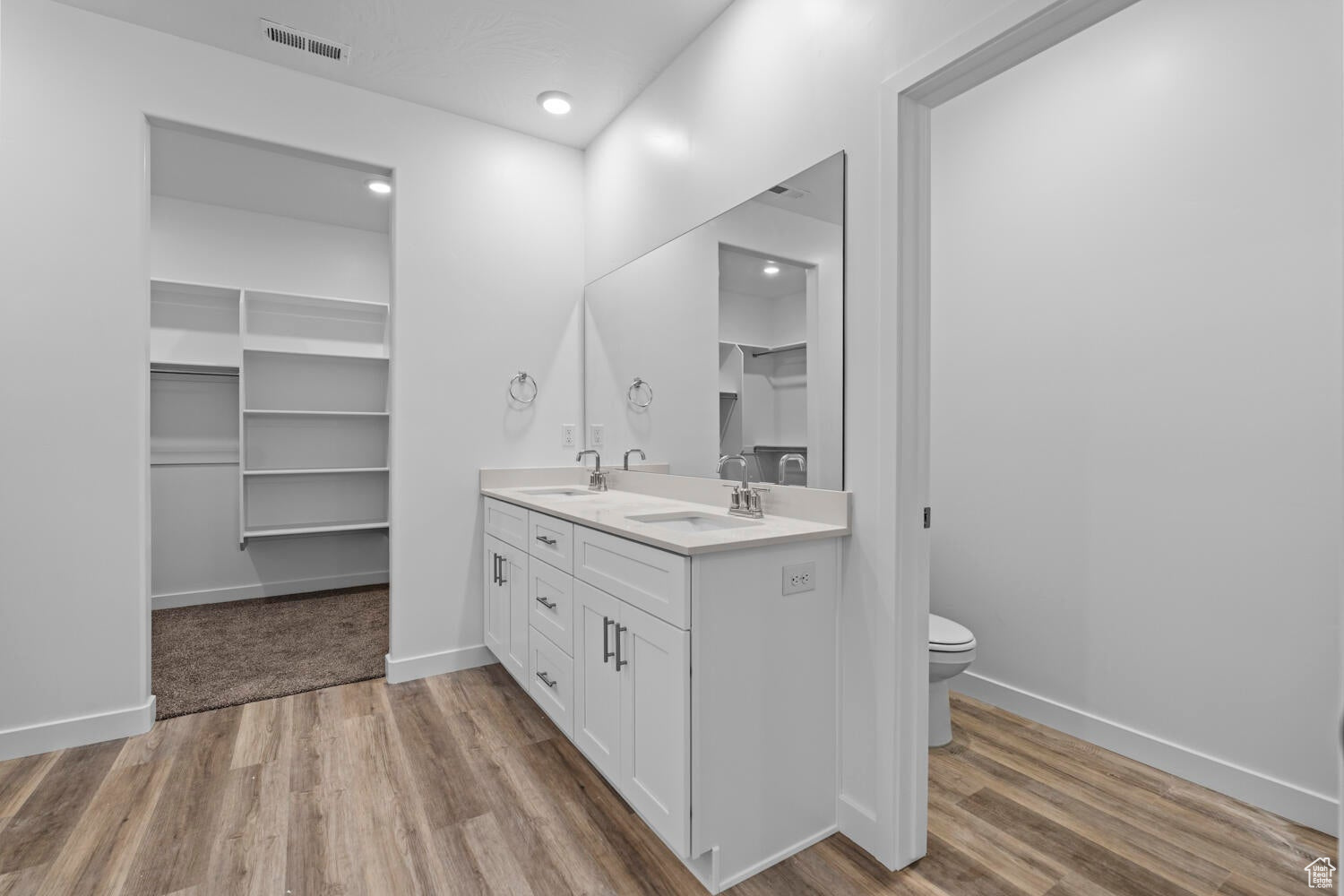 CORRAL HOLLOW AT LONG VALLEY - Residential