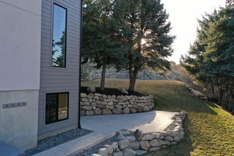 Tiny photo for 10828 S LOSTWOOD DR, Sandy, UT 84092 (MLS # 2144793)