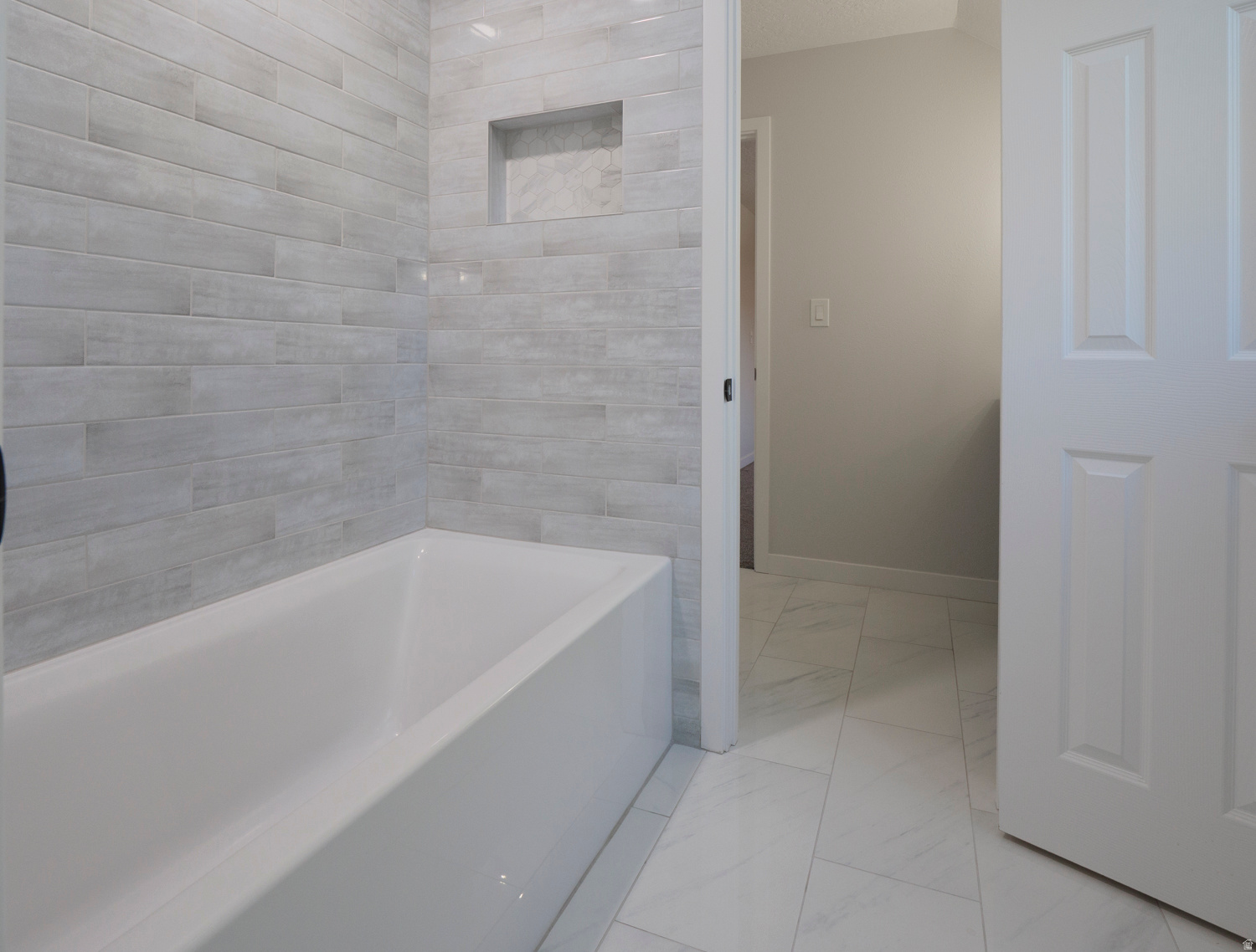 PEPPERWOOD CANYON - Residential