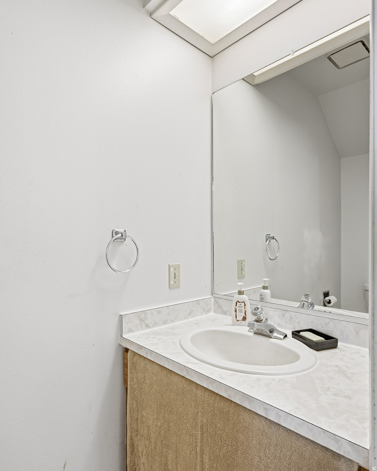 HILLSIDE VILLAS - Residential