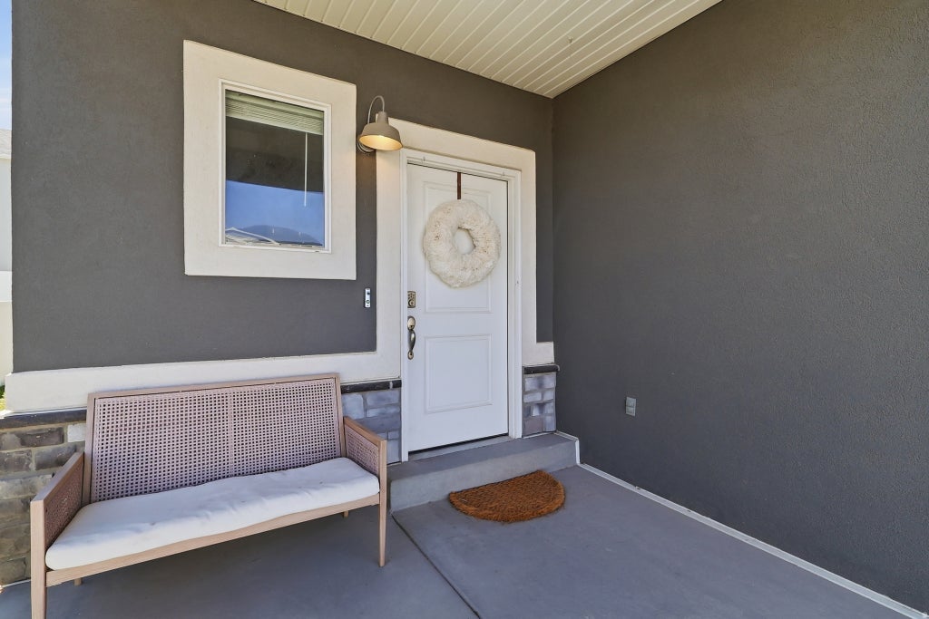 Photo of 1177 S RAINTREE LN, Santaquin, UT 84655 (MLS # 2184304)