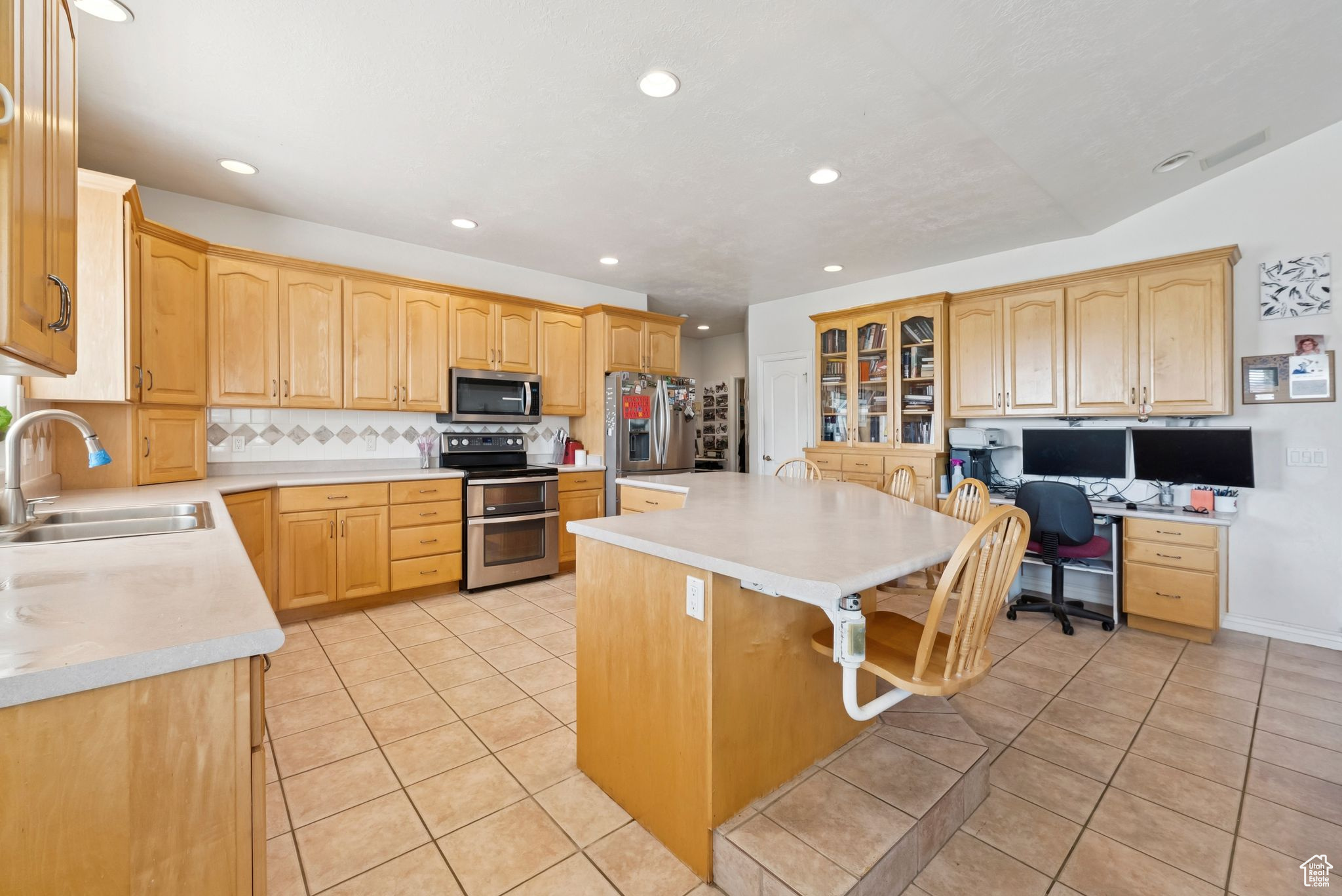 395 W BURTON LN