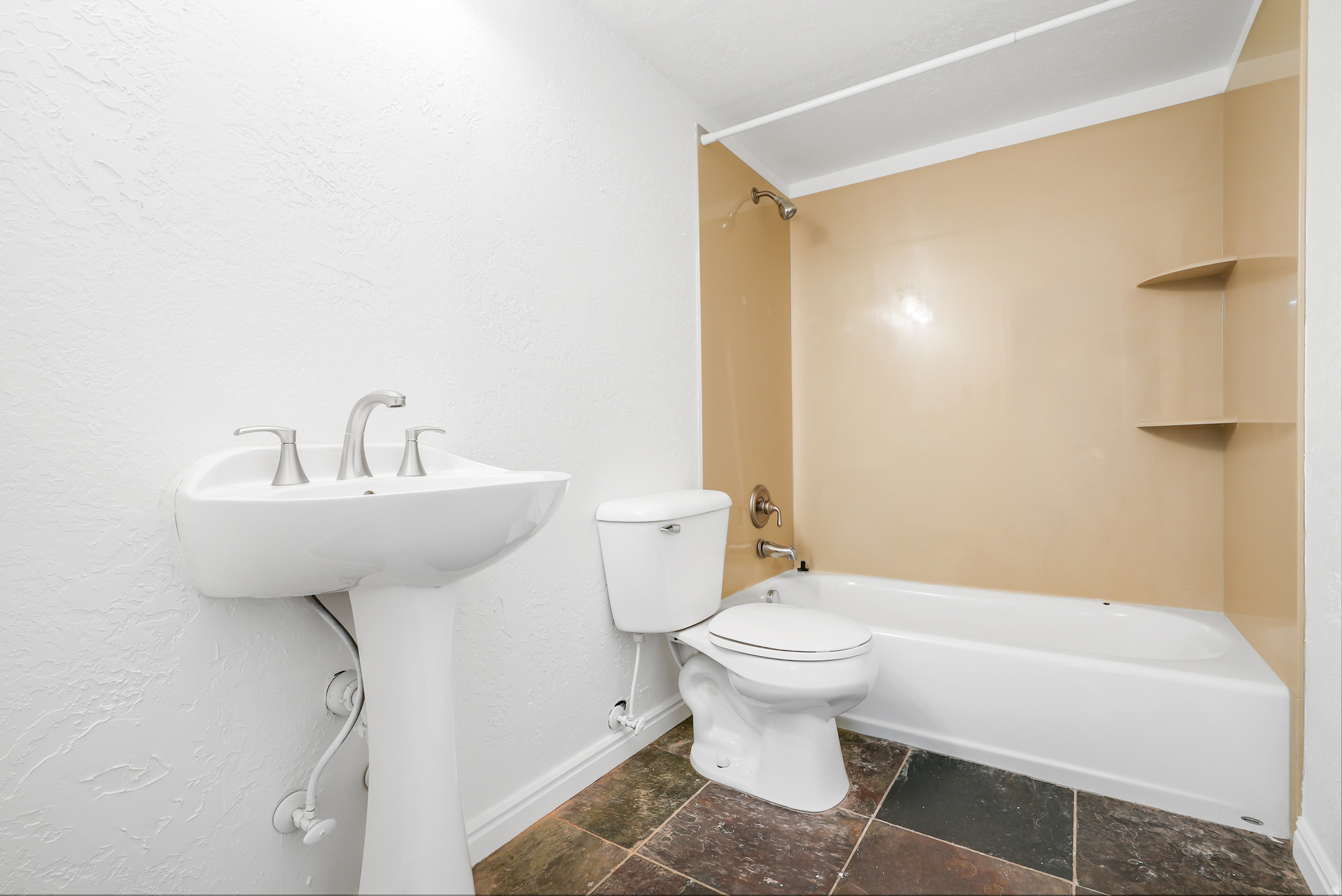 MAPLE MEADOWS - Residential Income