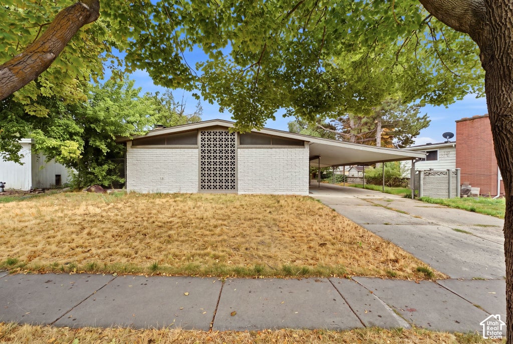 Photo of 3771 S ALTA LOMA DR, Salt Lake City, UT 84106 (MLS # 2188234)