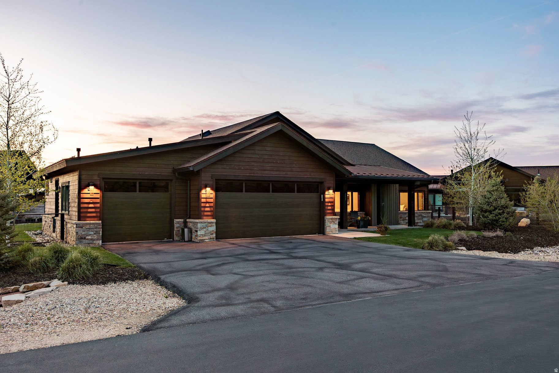 HIGH STAR RANCH - Residential