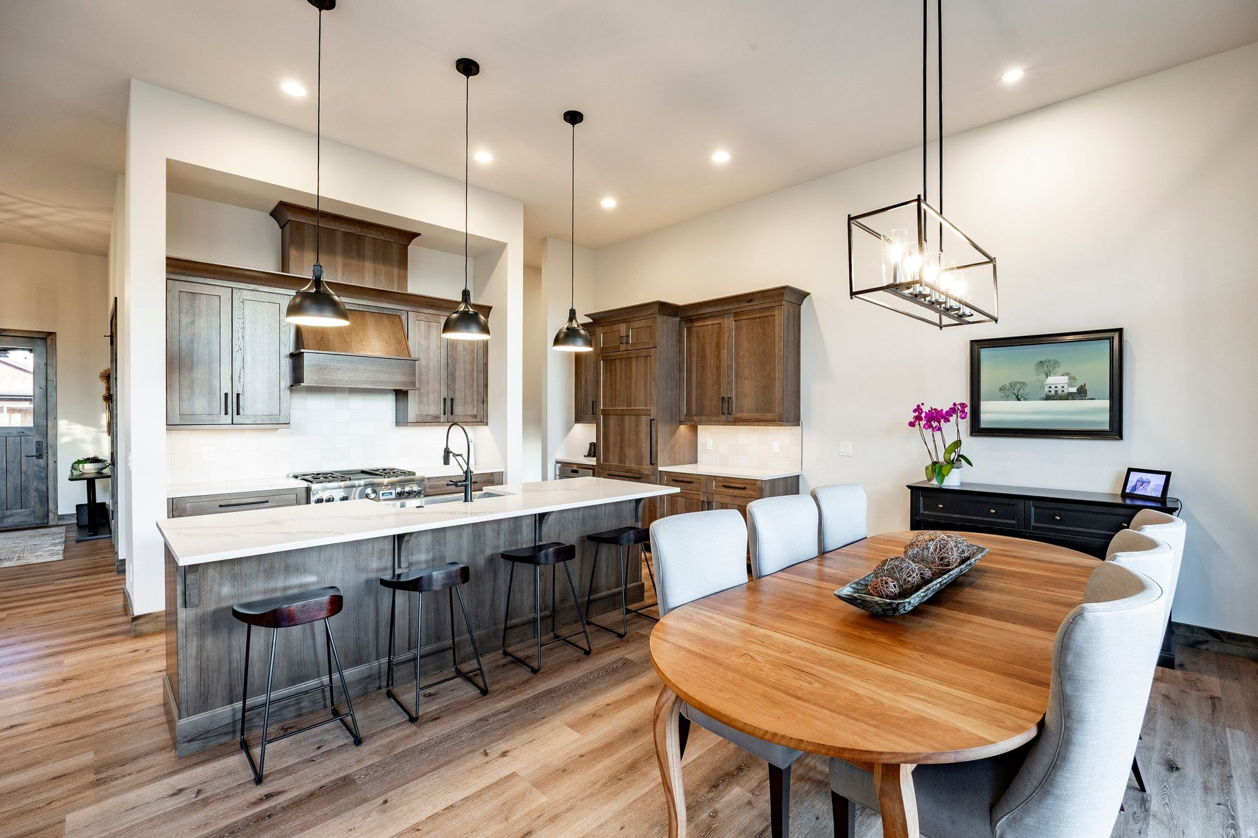 HIGH STAR RANCH - Residential