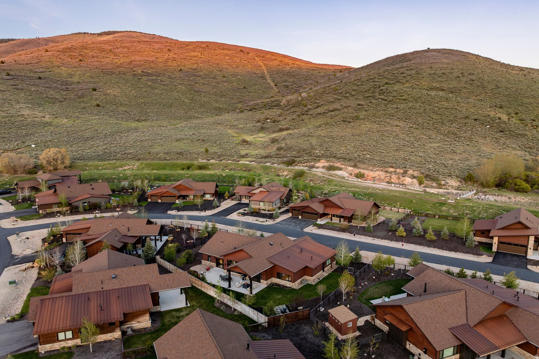 HIGH STAR RANCH - Residential