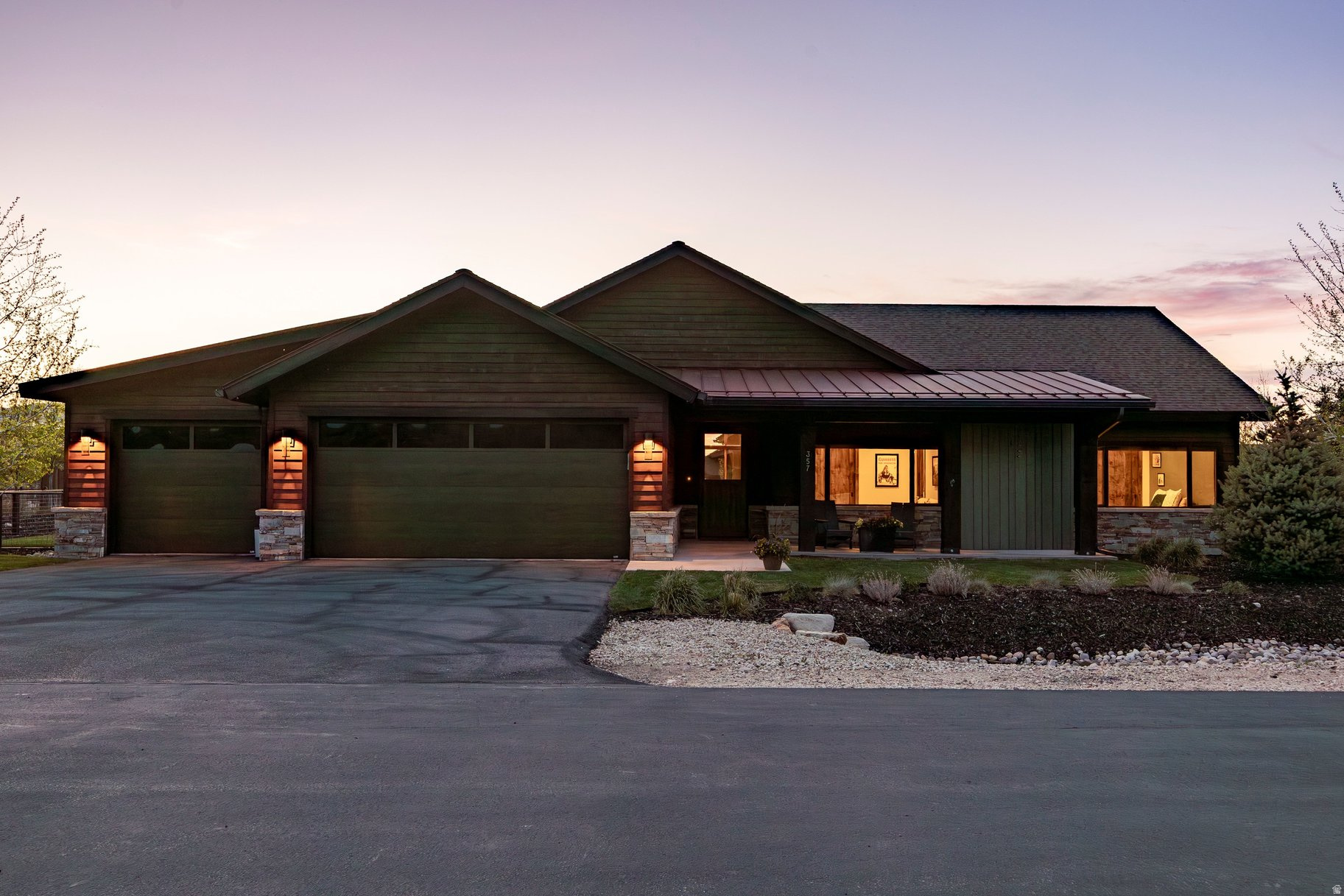 HIGH STAR RANCH - Residential