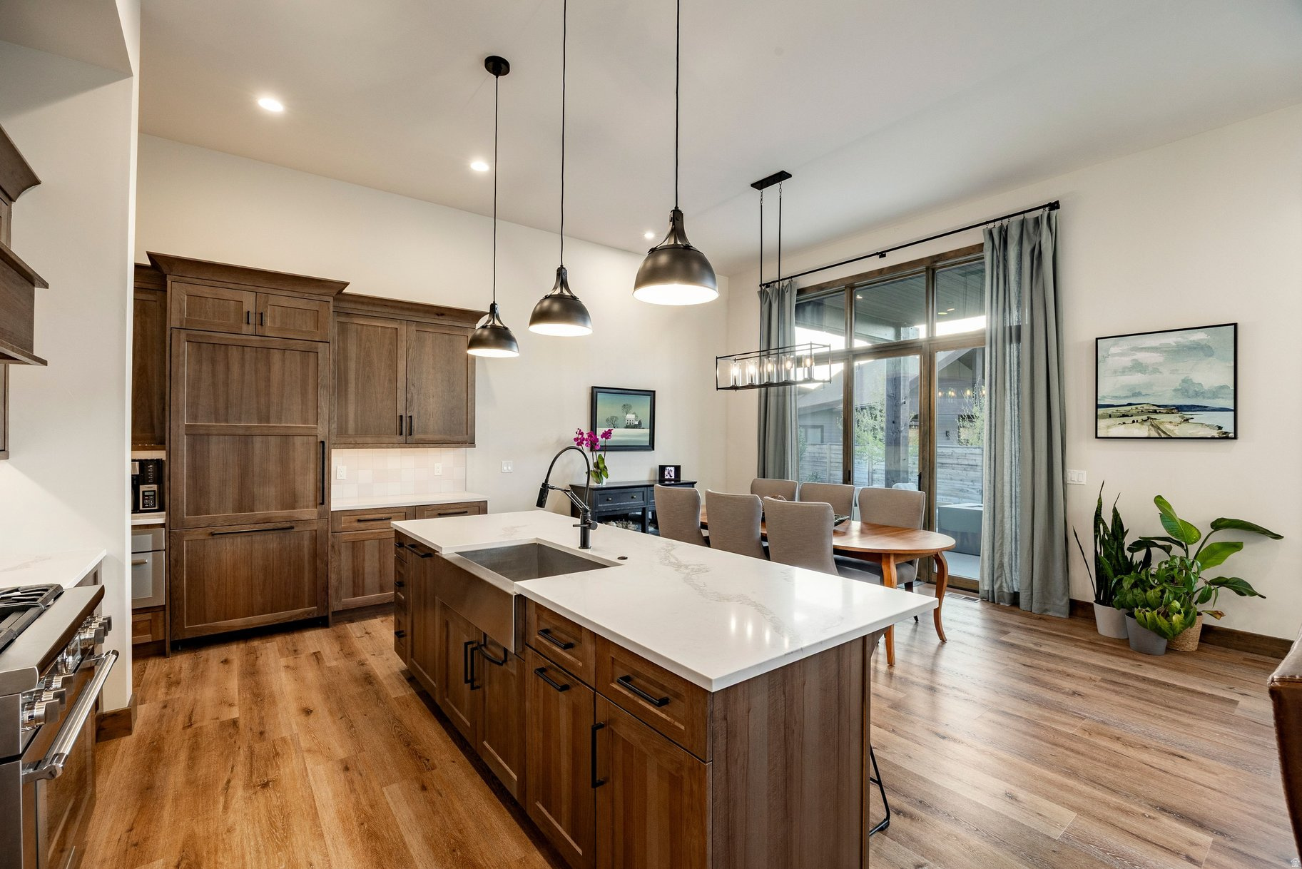 HIGH STAR RANCH - Residential