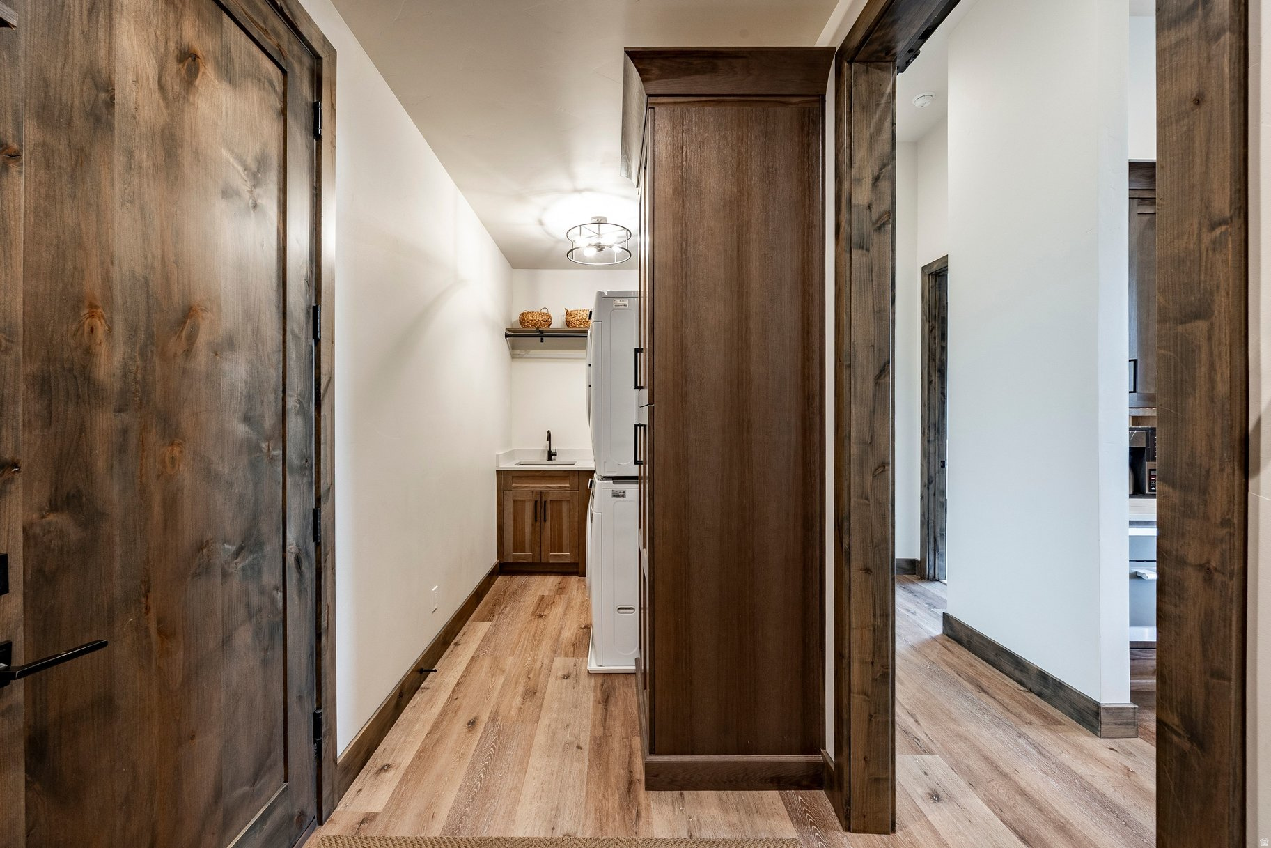 HIGH STAR RANCH - Residential
