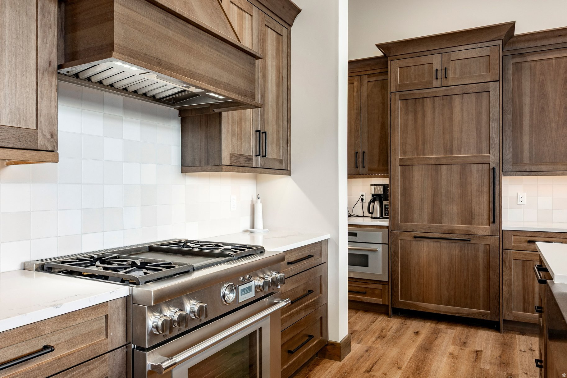 HIGH STAR RANCH - Residential