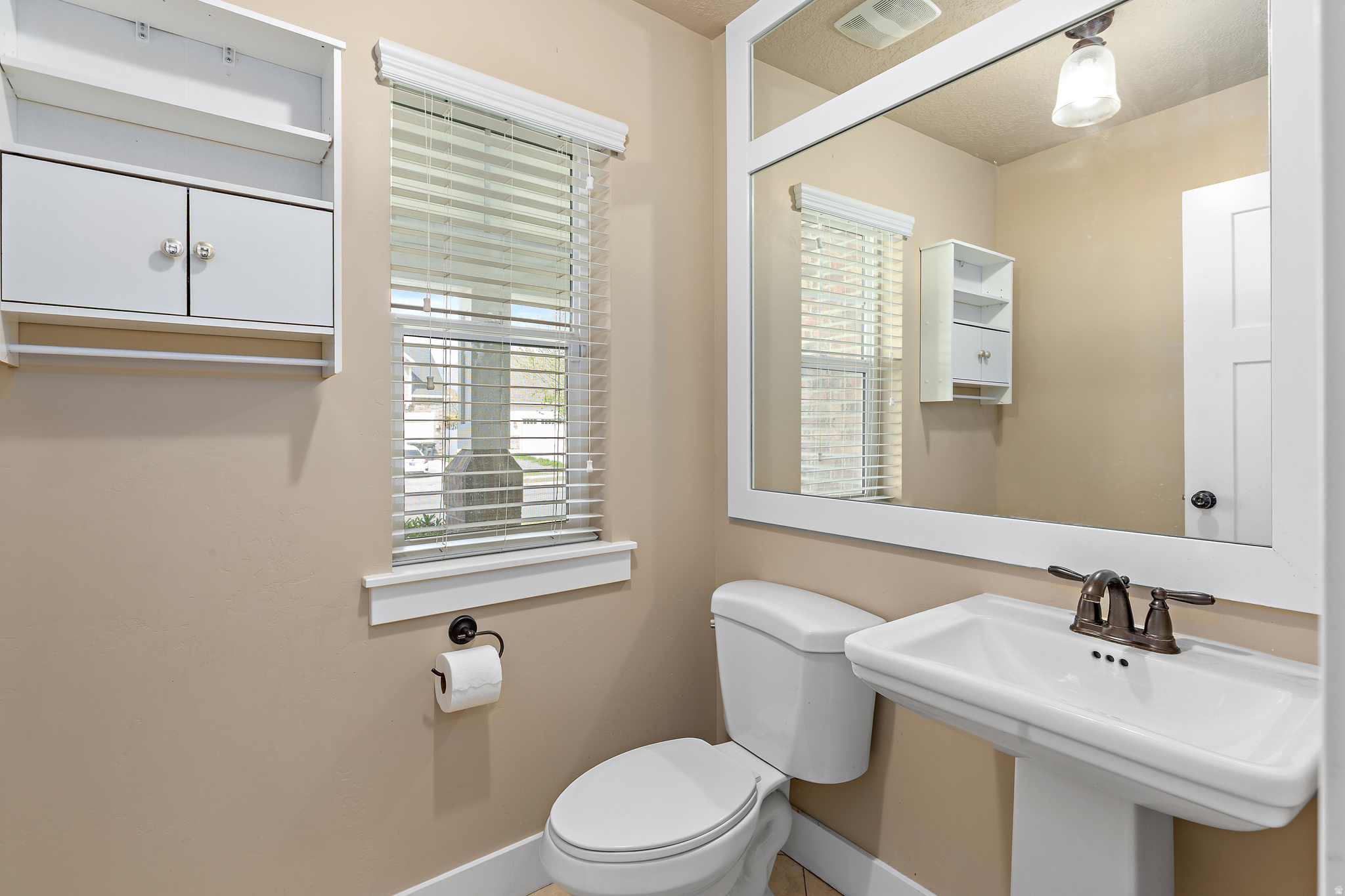 EAST MEADOWS ESTATES - Residential