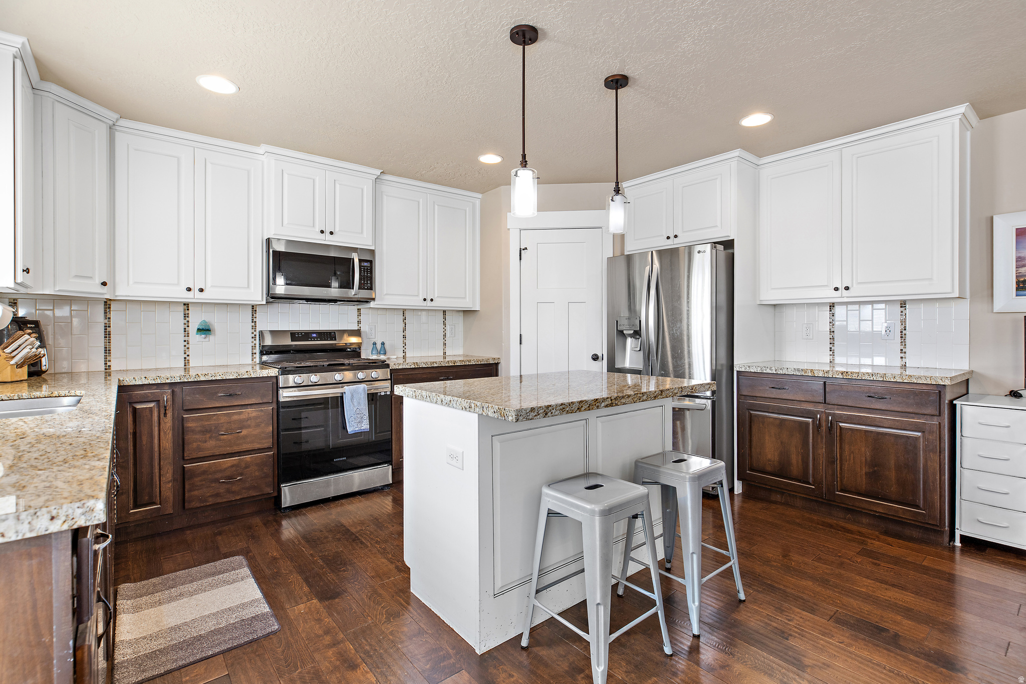 EAST MEADOWS ESTATES - Residential