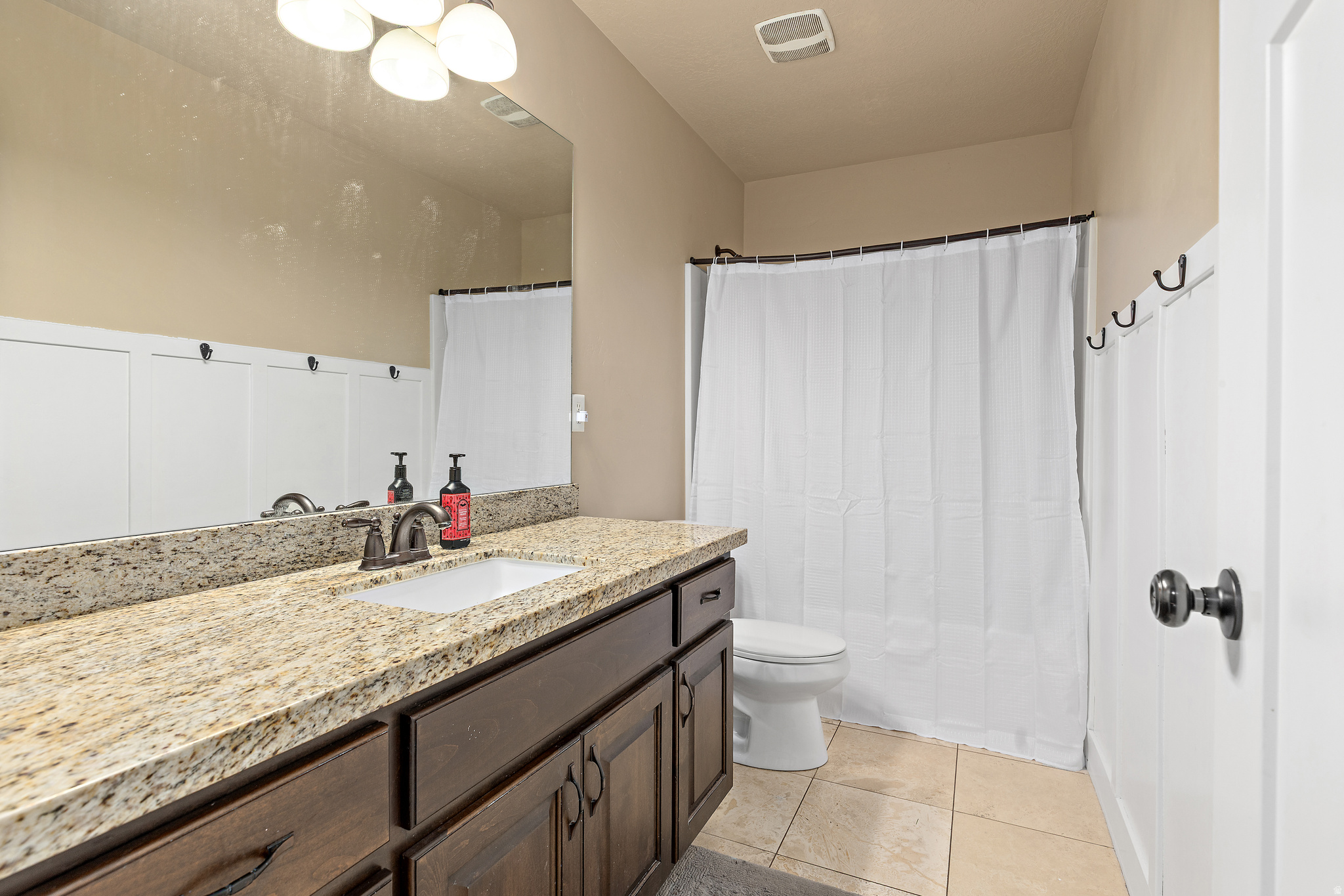 EAST MEADOWS ESTATES - Residential