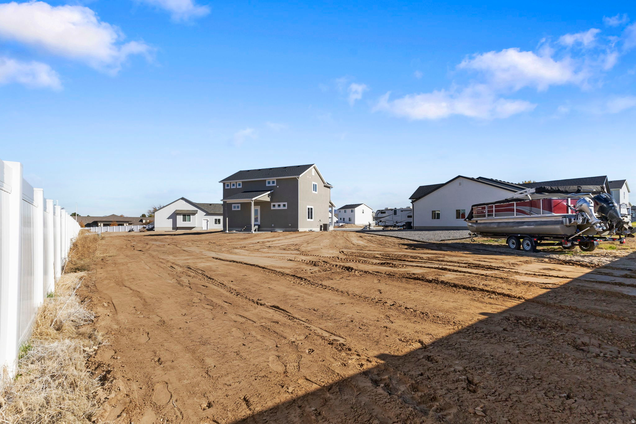 REGENCY GARDENS - Residential