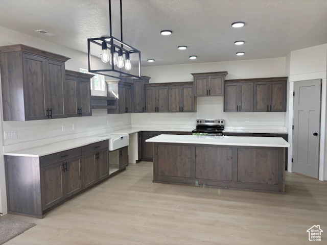 REGENCY GARDENS - Residential