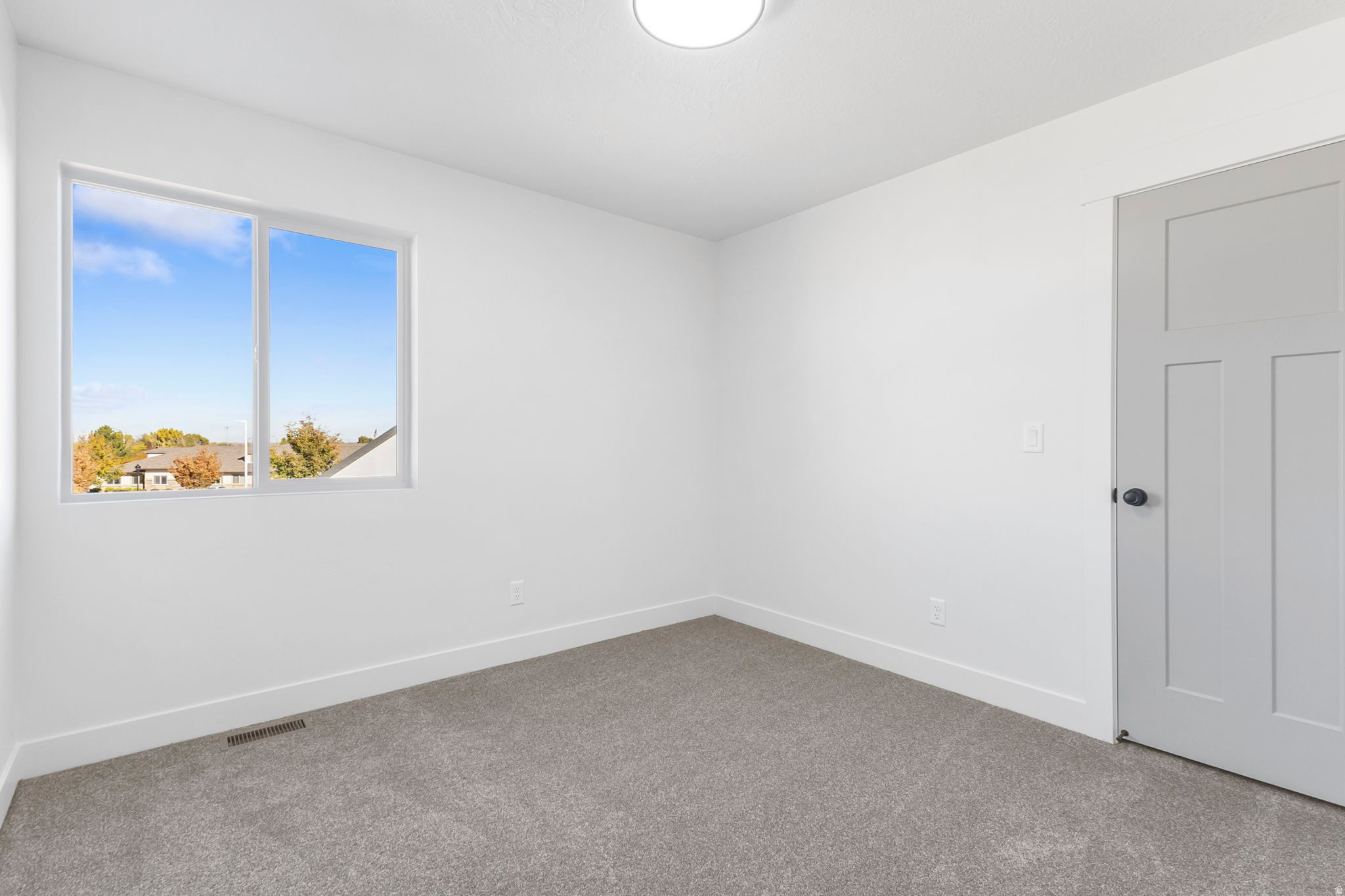 REGENCY GARDENS - Residential