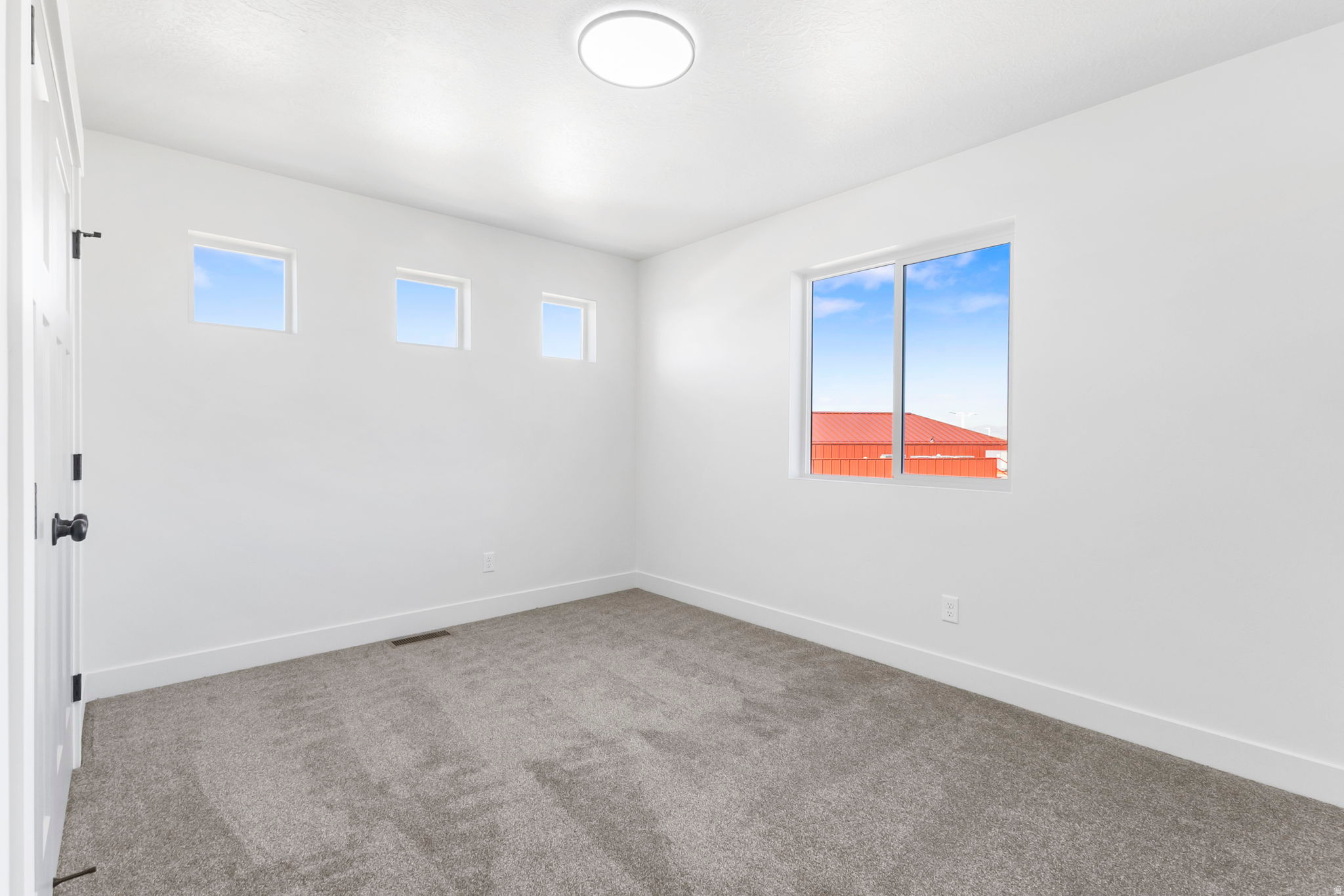 REGENCY GARDENS - Residential