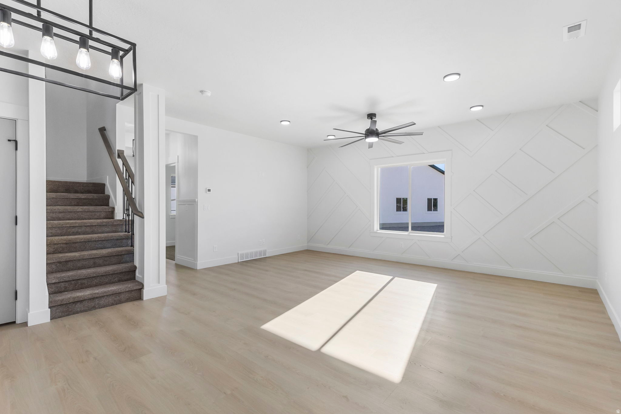 REGENCY GARDENS - Residential