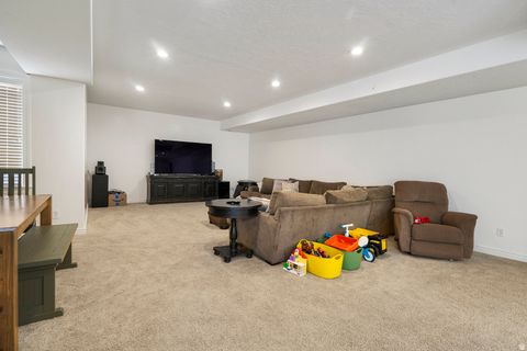 Tiny photo for 14 N 850 E, Lindon, UT 84042 (MLS # 2144994)